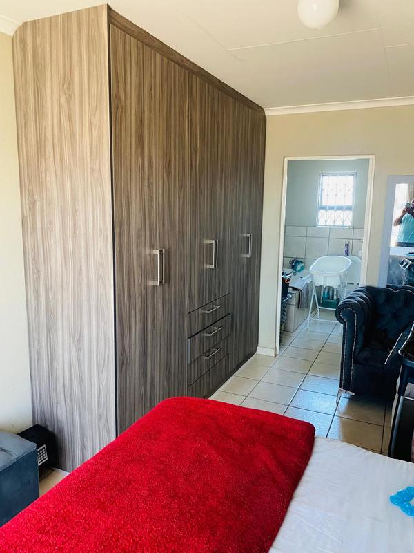3 Bedroom Property for Sale in Kirkney Gauteng