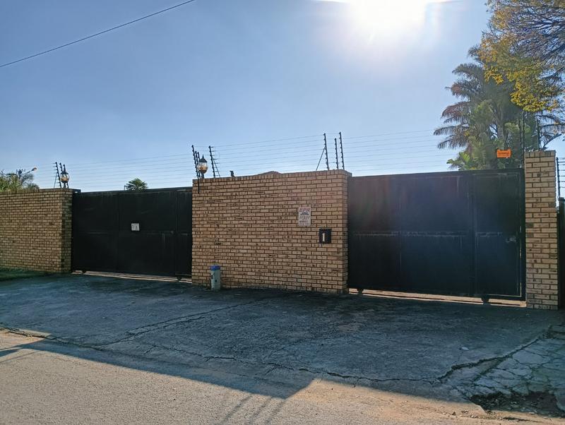 To Let commercial Property for Rent in Monument Gauteng