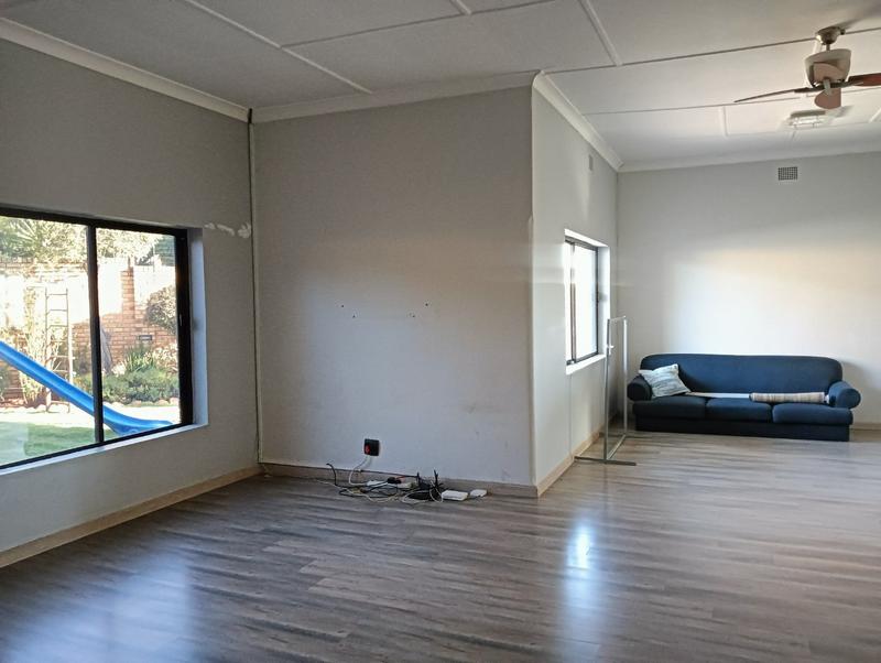 To Let commercial Property for Rent in Monument Gauteng