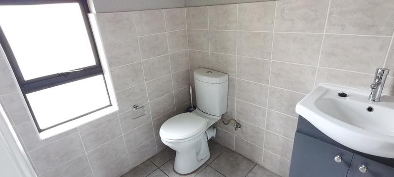 To Let 2 Bedroom Property for Rent in Wilgeheuwel Gauteng