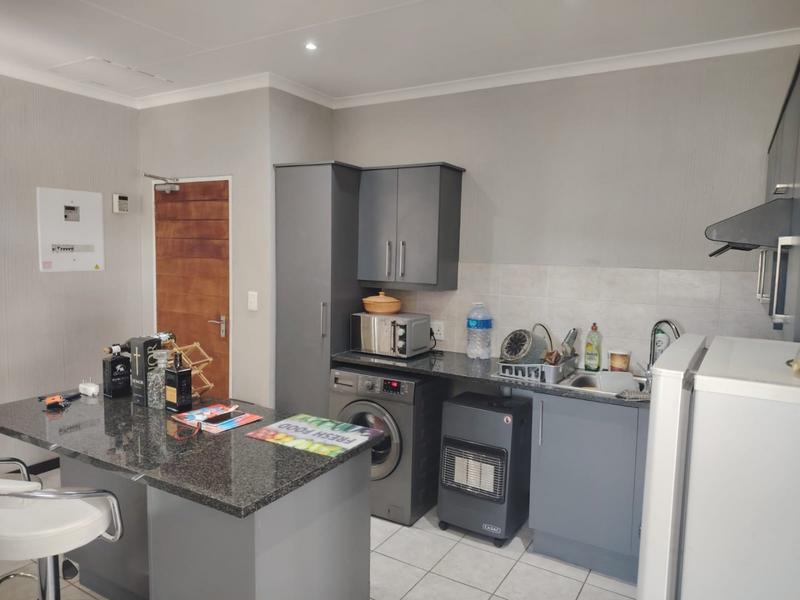 To Let 2 Bedroom Property for Rent in Wilgeheuwel Gauteng