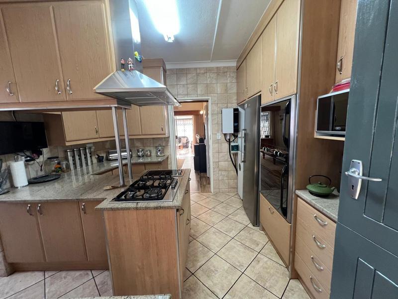 4 Bedroom Property for Sale in Greenhills Gauteng