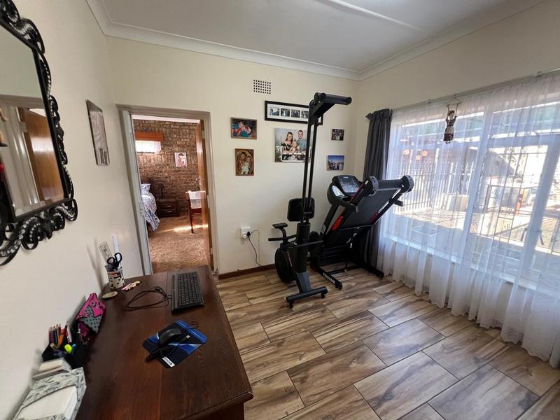 4 Bedroom Property for Sale in Greenhills Gauteng