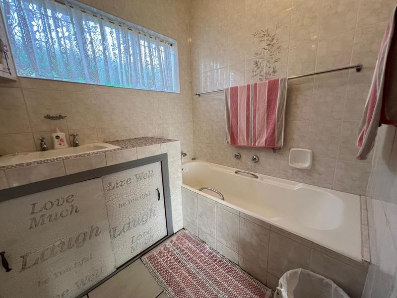 4 Bedroom Property for Sale in Greenhills Gauteng