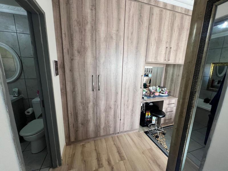 3 Bedroom Property for Sale in Greenhills Gauteng