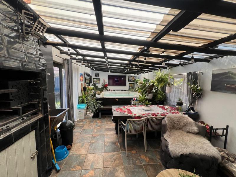 3 Bedroom Property for Sale in Greenhills Gauteng