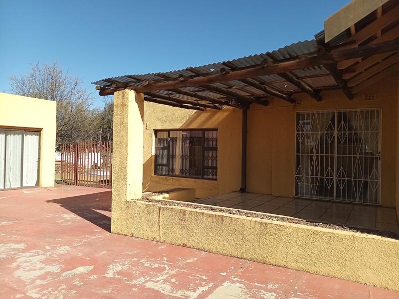 4 Bedroom Property for Sale in Greenhills Gauteng