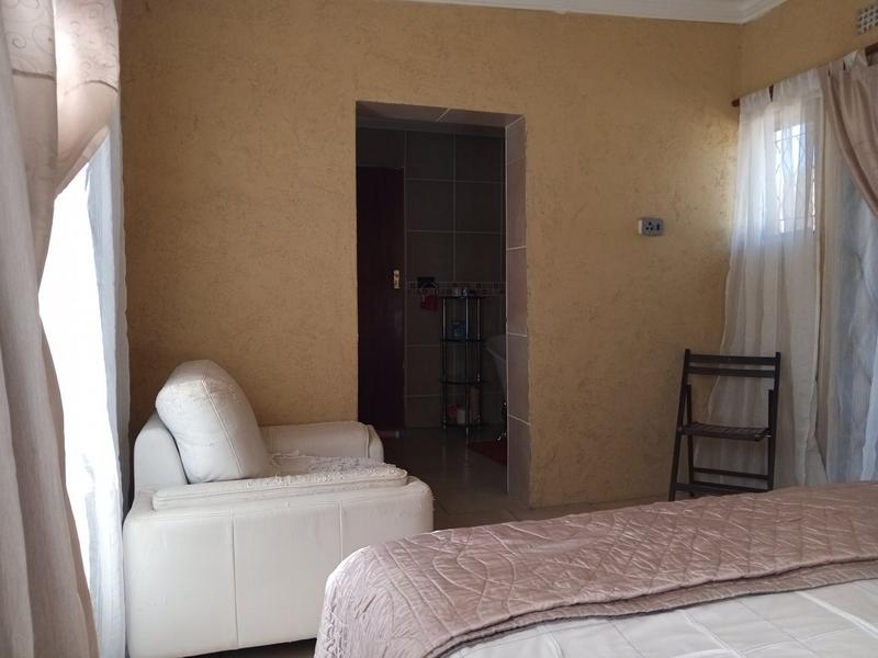 4 Bedroom Property for Sale in Greenhills Gauteng