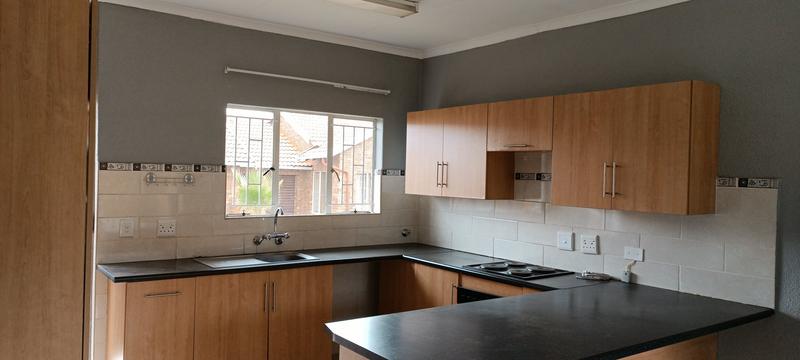 3 Bedroom Property for Sale in Groblerpark Gauteng