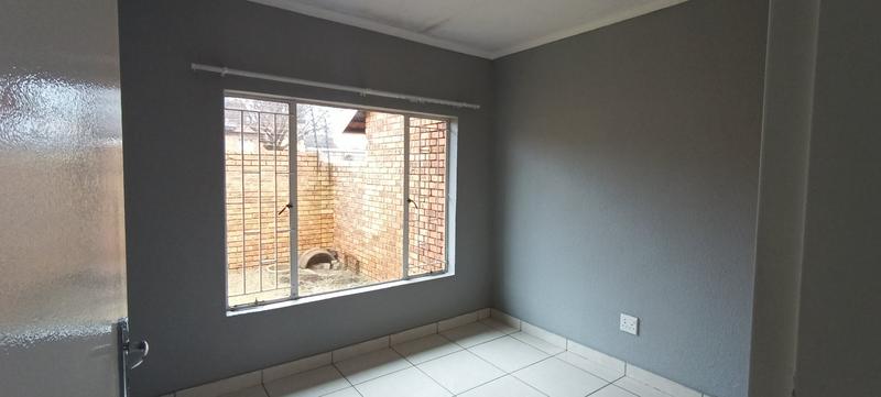 3 Bedroom Property for Sale in Groblerpark Gauteng
