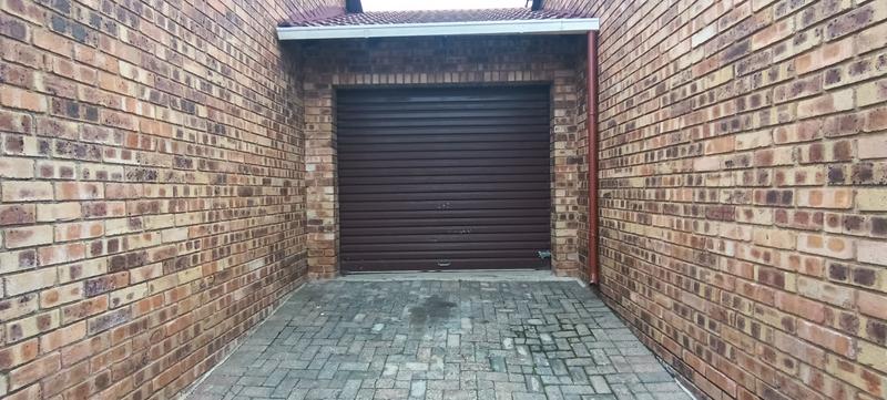 3 Bedroom Property for Sale in Groblerpark Gauteng