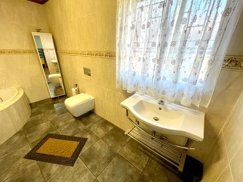 3 Bedroom Property for Sale in Noordheuwel Gauteng