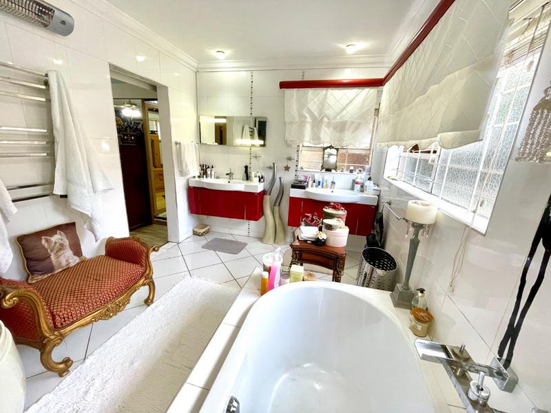 3 Bedroom Property for Sale in Noordheuwel Gauteng