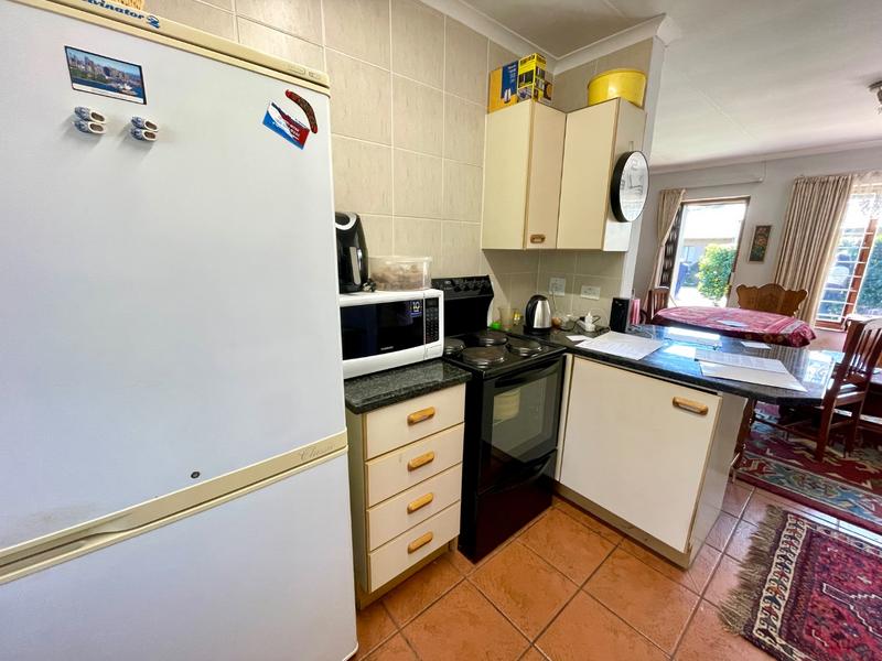2 Bedroom Property for Sale in Noordheuwel Gauteng