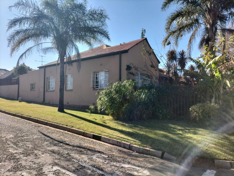 3 Bedroom Property for Sale in Roodepoort North Gauteng