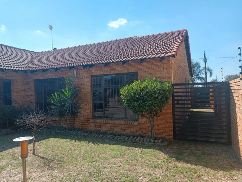 3 Bedroom Property for Sale in Vanderbijlpark SE 8 Gauteng