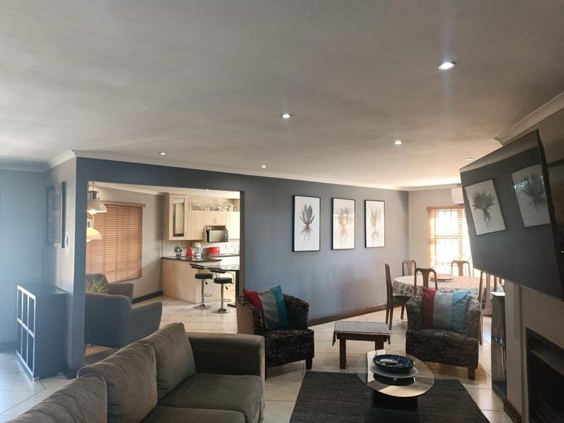 3 Bedroom Property for Sale in Vanderbijlpark SE 8 Gauteng