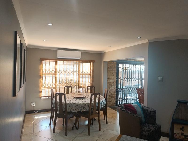3 Bedroom Property for Sale in Vanderbijlpark SE 8 Gauteng