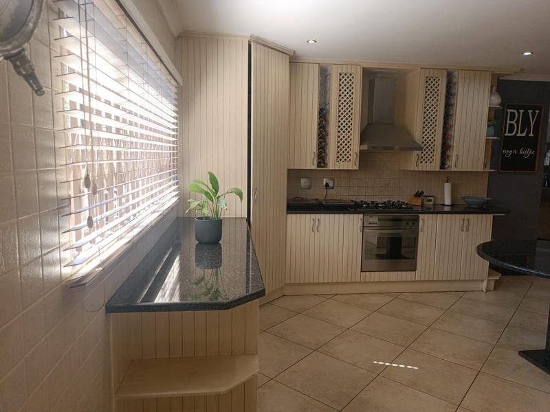3 Bedroom Property for Sale in Vanderbijlpark SE 8 Gauteng