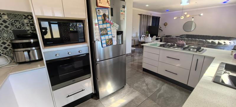 3 Bedroom Property for Sale in Witpoortjie Gauteng