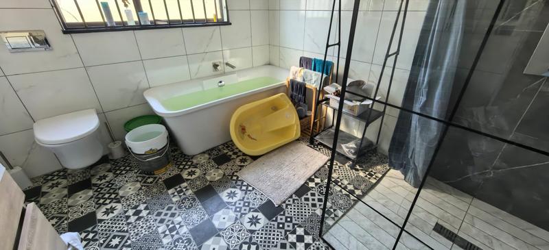 3 Bedroom Property for Sale in Witpoortjie Gauteng