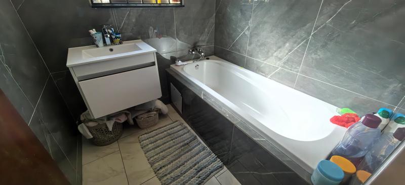 3 Bedroom Property for Sale in Witpoortjie Gauteng