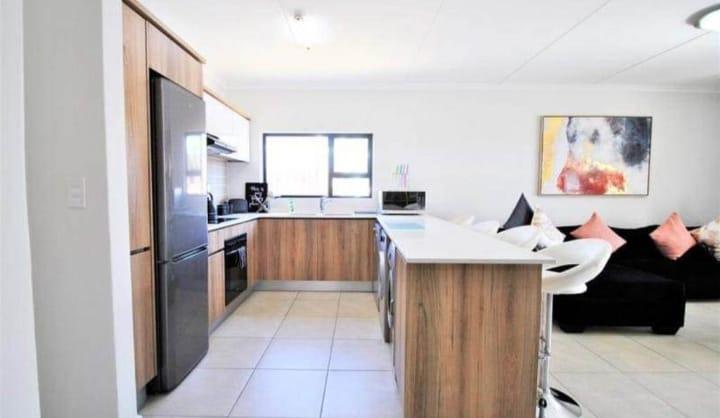 To Let 2 Bedroom Property for Rent in Linbro Park Gauteng