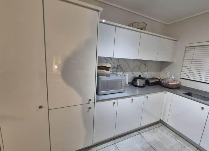 To Let 3 Bedroom Property for Rent in Waterfall Gauteng