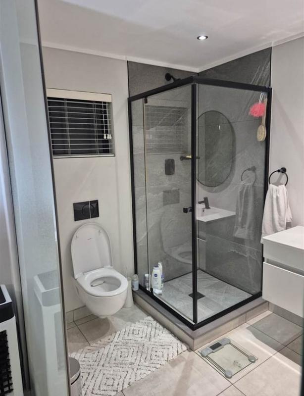 To Let 3 Bedroom Property for Rent in Waterfall Gauteng