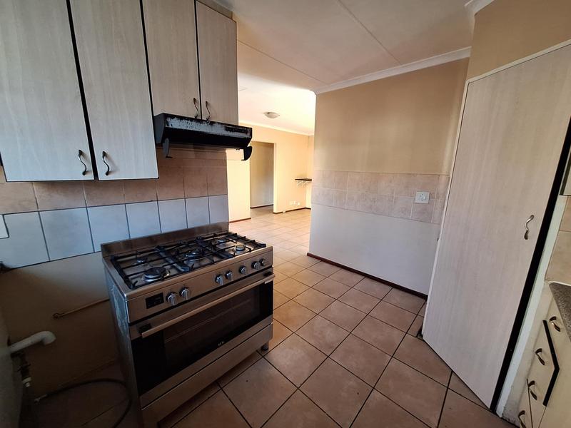 To Let 3 Bedroom Property for Rent in Rooihuiskraal Gauteng