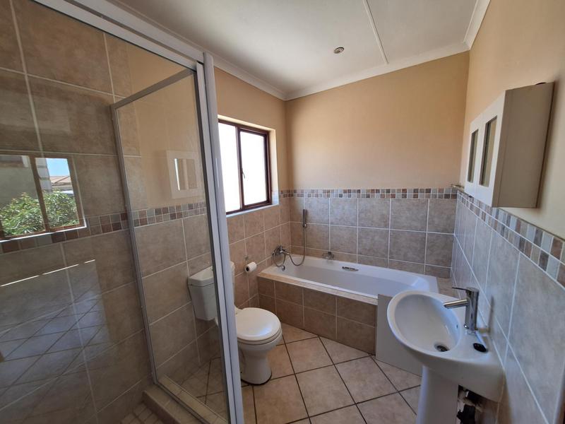 To Let 3 Bedroom Property for Rent in The Reeds Gauteng