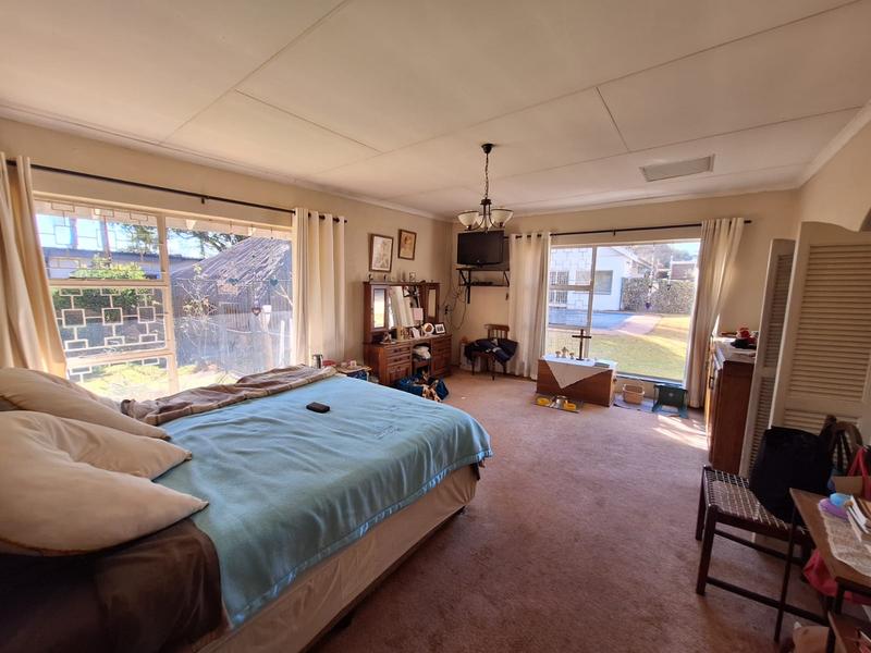 4 Bedroom Property for Sale in Eldoraigne Gauteng
