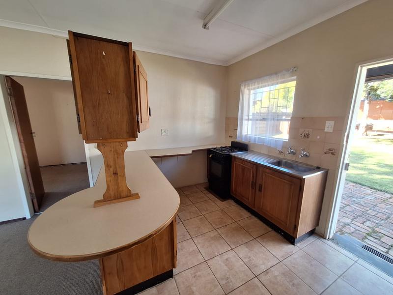4 Bedroom Property for Sale in Eldoraigne Gauteng