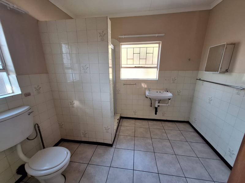 4 Bedroom Property for Sale in Eldoraigne Gauteng