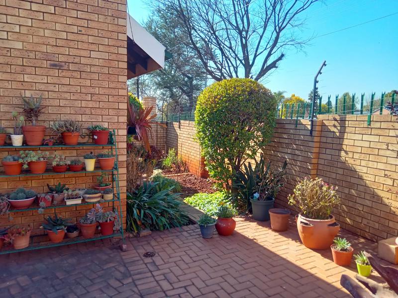 3 Bedroom Property for Sale in Hennopspark Gauteng