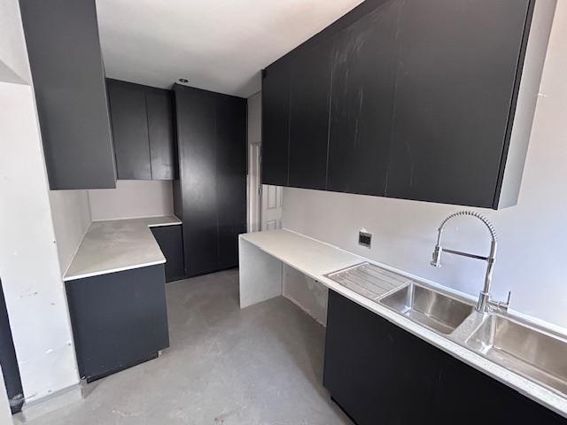 5 Bedroom Property for Sale in Six Fountains Residential Estate Gauteng
