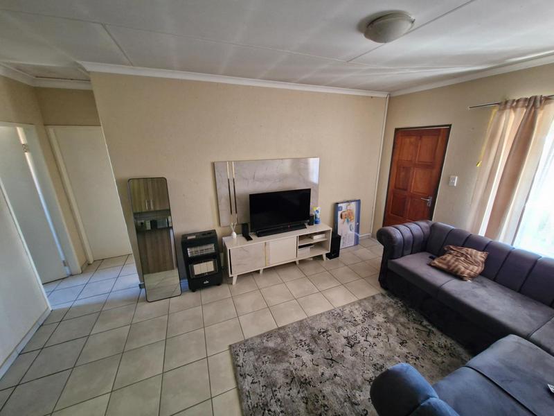 2 Bedroom Property for Sale in Elspark Gauteng
