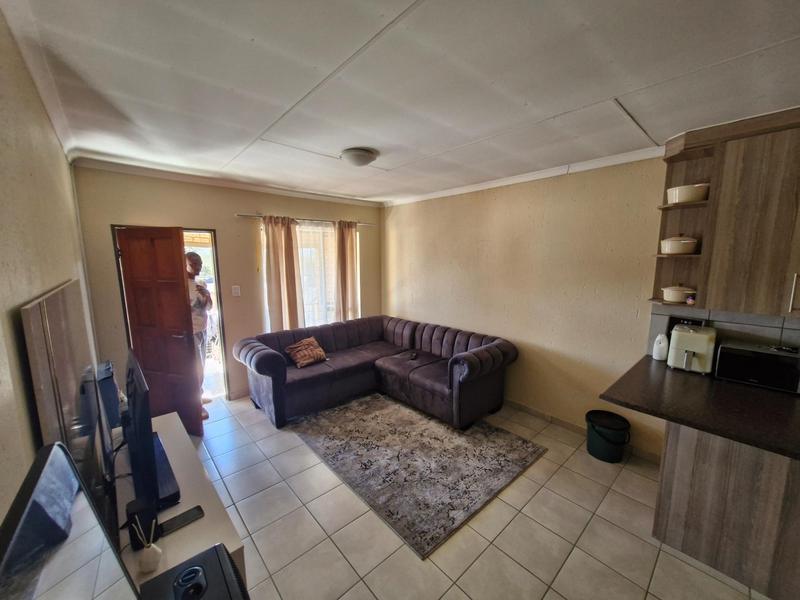 2 Bedroom Property for Sale in Elspark Gauteng