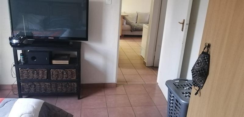 To Let 2 Bedroom Property for Rent in Randpoort Gauteng