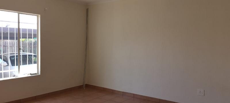 To Let 2 Bedroom Property for Rent in Randpoort Gauteng