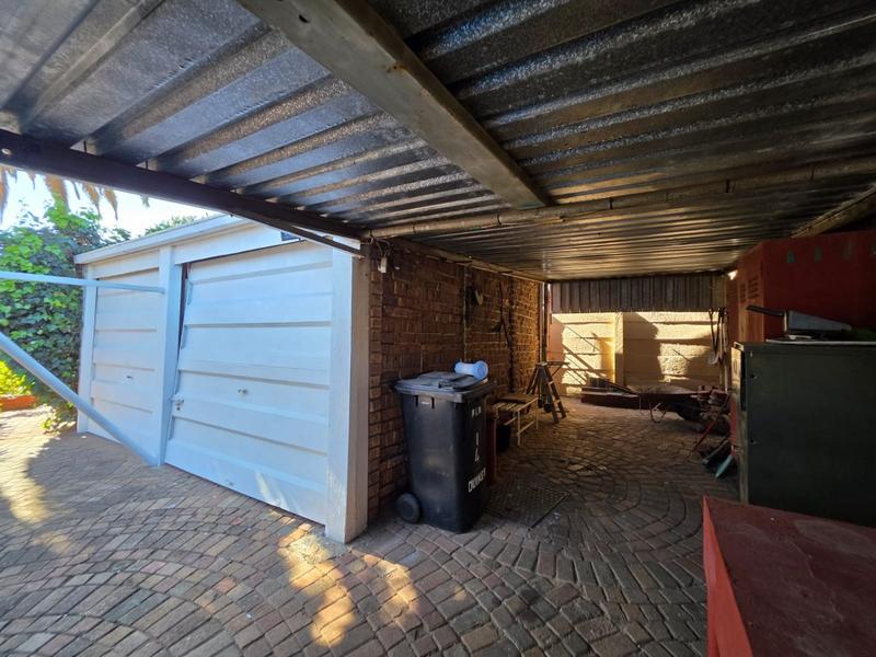 3 Bedroom Property for Sale in Greenhills Gauteng