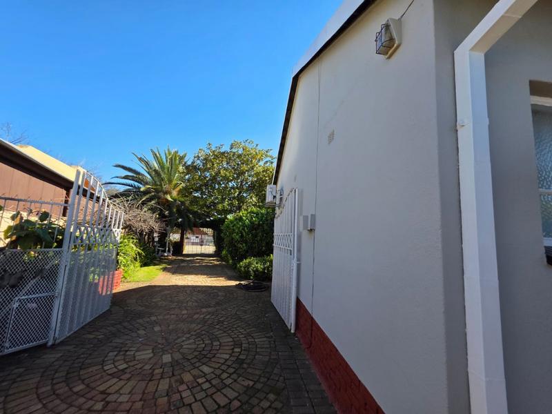 3 Bedroom Property for Sale in Greenhills Gauteng