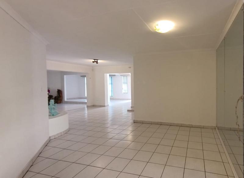 4 Bedroom Property for Sale in Bassonia Gauteng