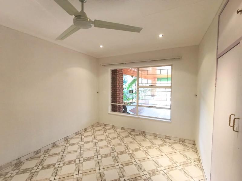 4 Bedroom Property for Sale in Bassonia Gauteng