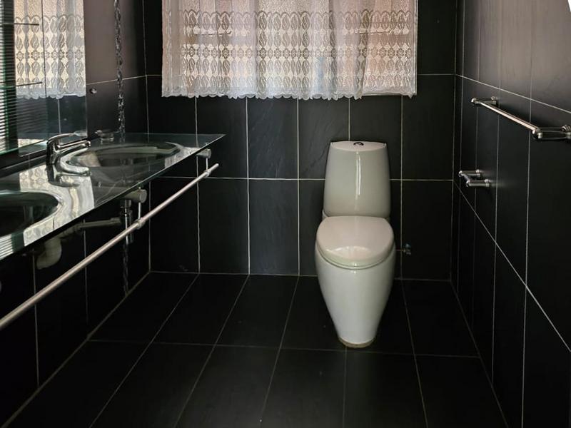 4 Bedroom Property for Sale in Bassonia Gauteng