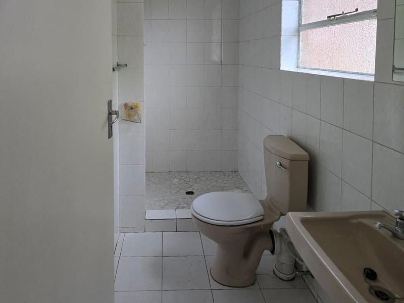 4 Bedroom Property for Sale in Bassonia Gauteng