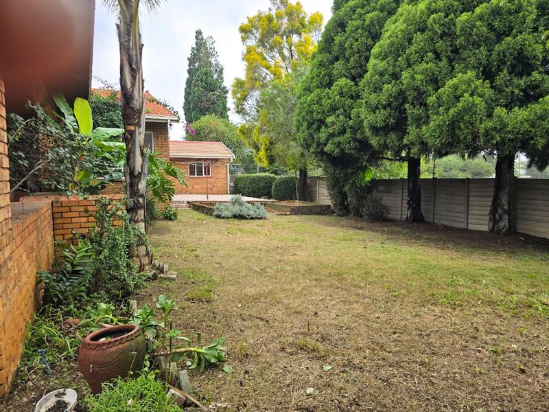 4 Bedroom Property for Sale in Bassonia Gauteng