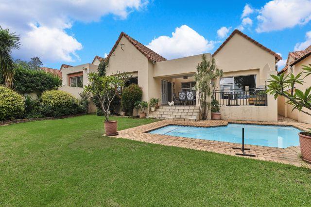 4 Bedroom Property for Sale in Sunninghill Gauteng