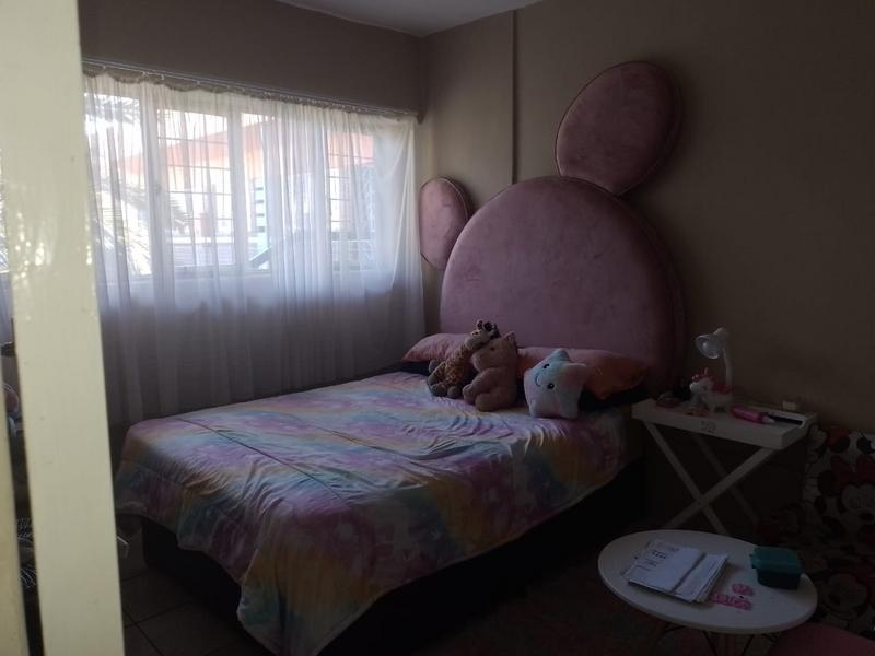 To Let 2 Bedroom Property for Rent in Florida Gauteng