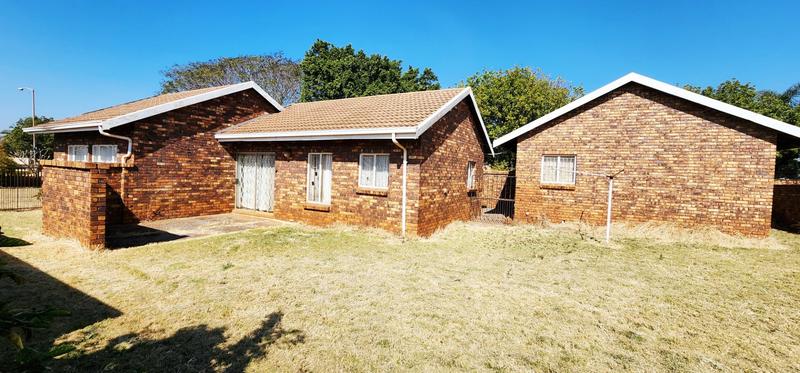 2 Bedroom Property for Sale in Chantelle Gauteng